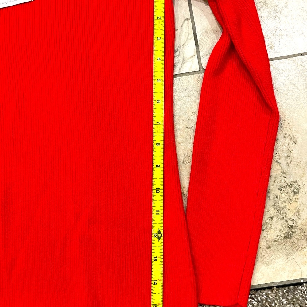 NWT Cyrus Long Sleeve Red Asymmetrical Cut Out Shirt - Size Small - Picture 9 of 9